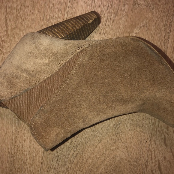 Suede Great Quality Boots - Picture 2 of 3